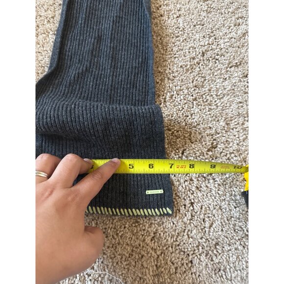 Lululemon Womens Gray Wrap Neon Green Scarf One Size Outdoors Athleisure - Picture 5 of 5